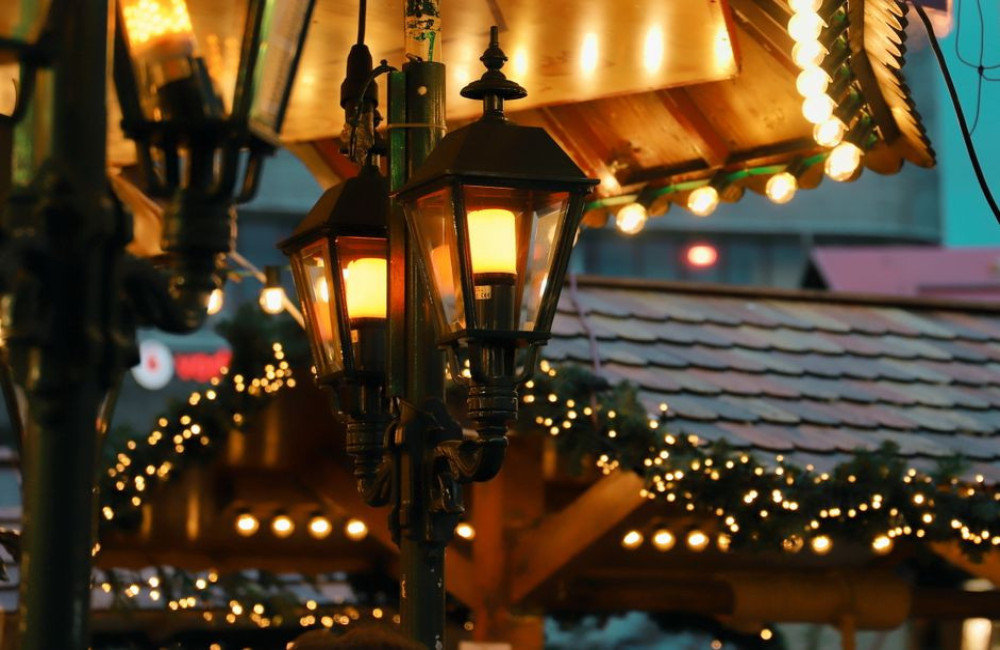 Kerstmarkt Saarbrucken 2026: data, Vliegende Kerstman, parkeren en reistips